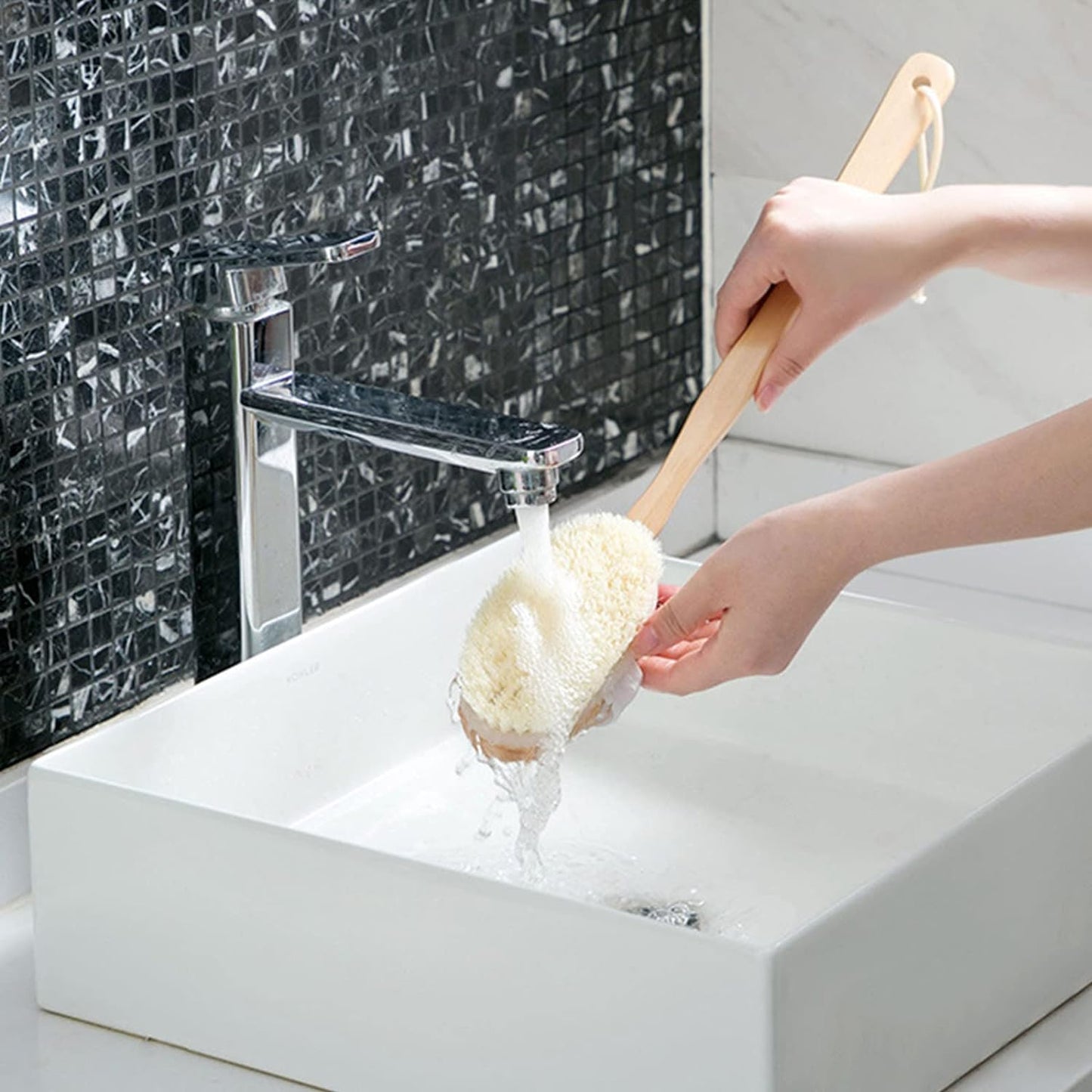 Detachable Wooden Bath Brush with Natural Bristles | With Handle for Exfoliating Back, Body & Feet, Suitable for All Skin Type | 1 Piece